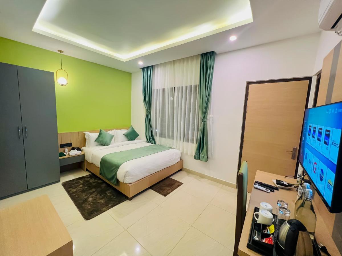 Hotel Aikawa Sauraha Extérieur photo